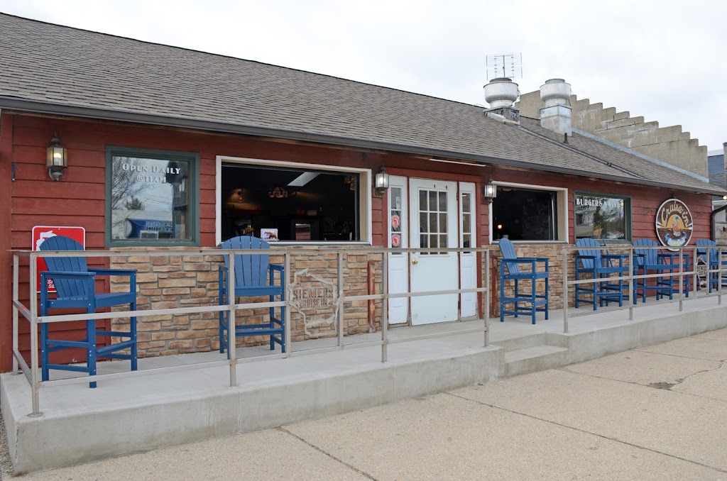  Siemers Cruise-In Bar & Grill