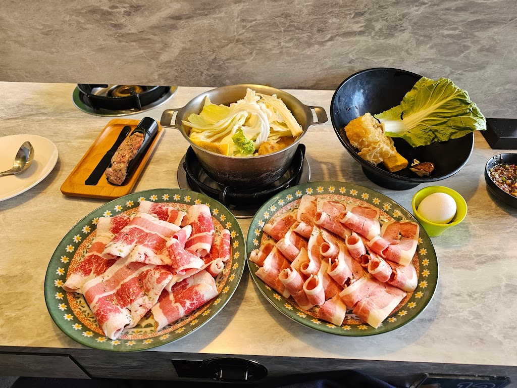 養鍋YangGuo石頭涮涮鍋 金門金城店 的照片