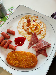 644fb40258bede739e0a4743 的照片