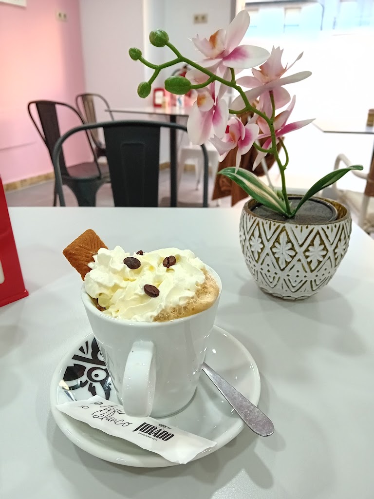 El Rincon de Karol — Comida y bebida