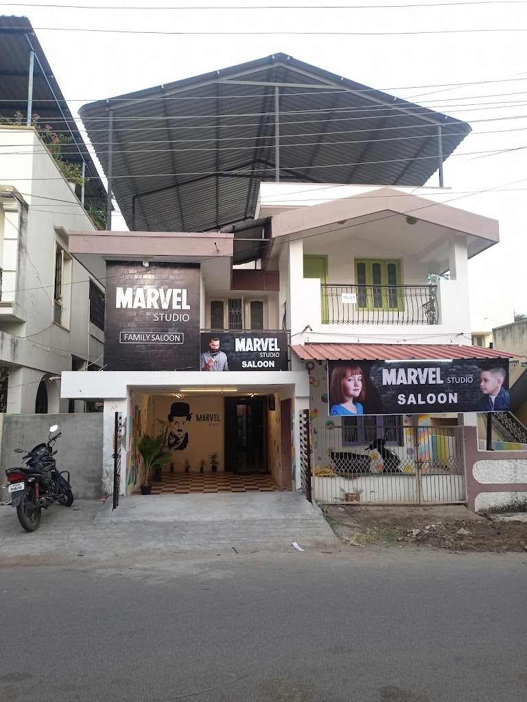 Marvel Studio Saloon Academy