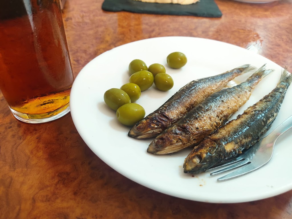 Bar Mohoso — Comida y bebida