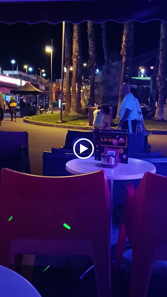 La Bulle — Videos