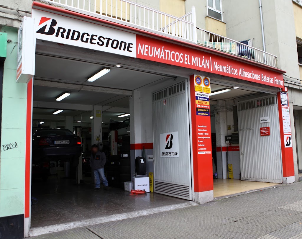 Neumaticos El Milan — Exterior