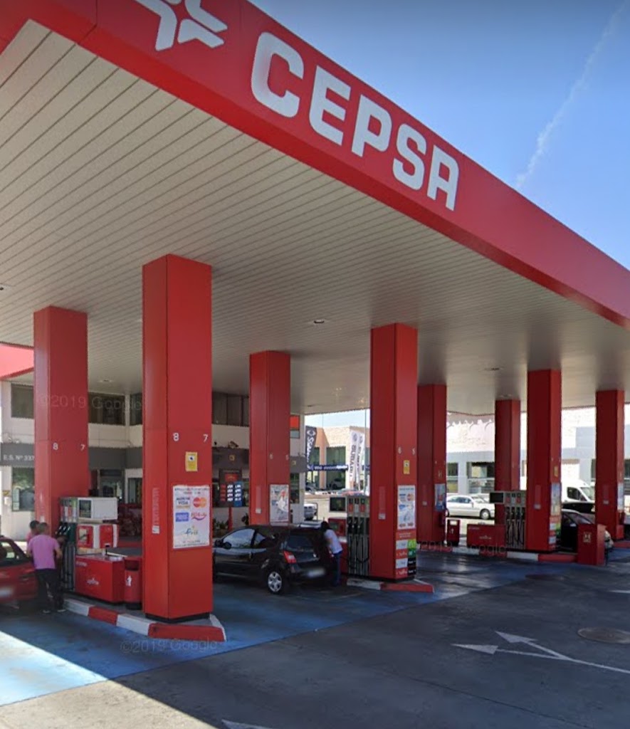 Estacion de servicio Cepsa MAJADAHONDA — Exterior