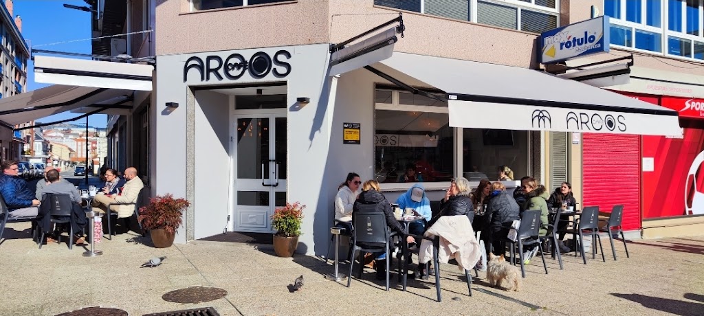 Arcos Cafe