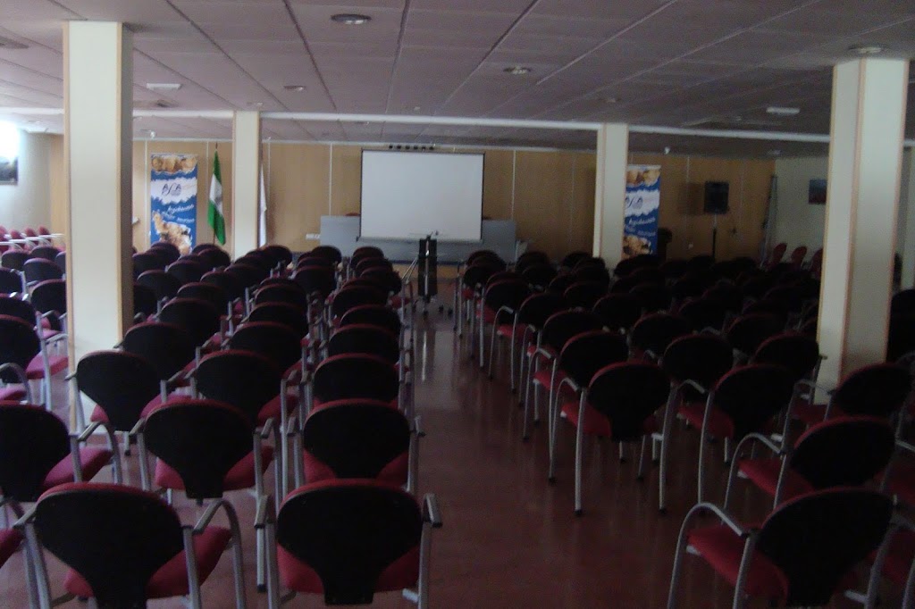 Centro Residencial Dolores Castaneda Gestion Privada — Servicios
