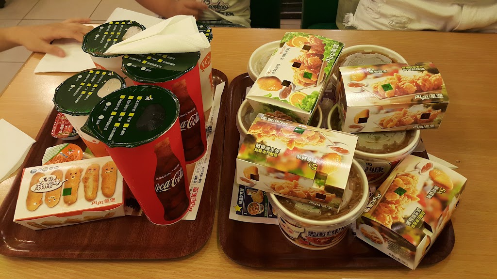 丹丹漢堡 (登發店) 的照片