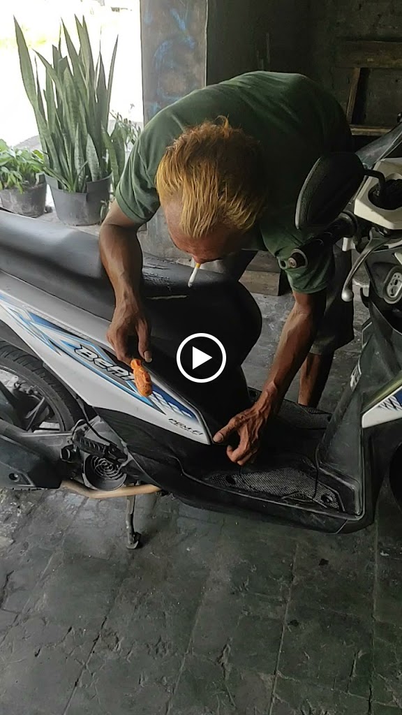 Service Jok Motor dan Tambal Ban Biasa/Tubelesse