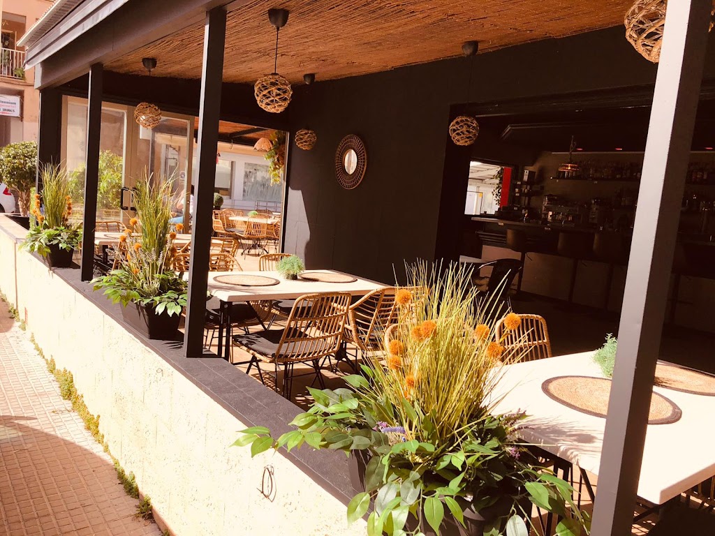 TIMBOL Tapas Bar Cafe