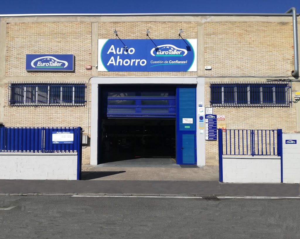 Auto Ahorro — Exterior