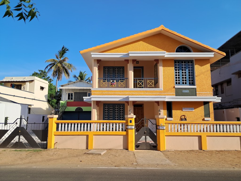 Orange Homestay