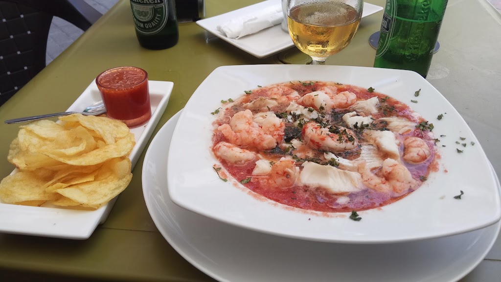 Cafeteria La Provenzal — Comida y bebida