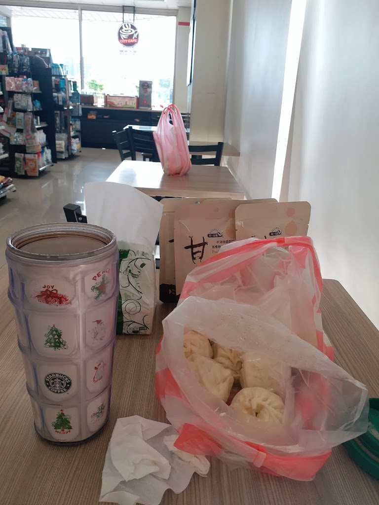 樹林頭鮮肉包 的照片