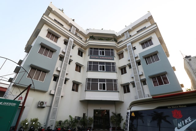 Capital O 40199 Hotel Kaushiki