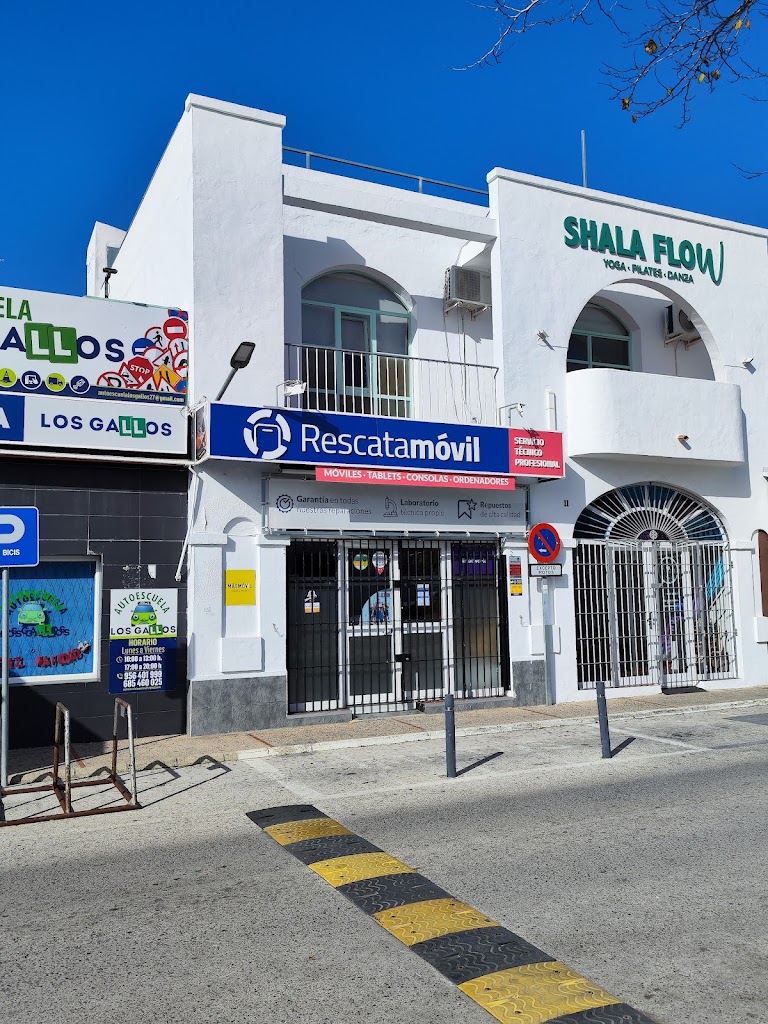 Rescatamovil — Exterior