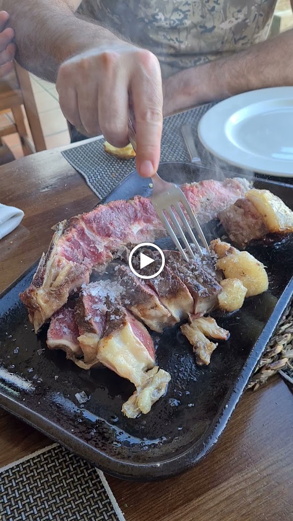 Restaurante La Cervecera — Videos