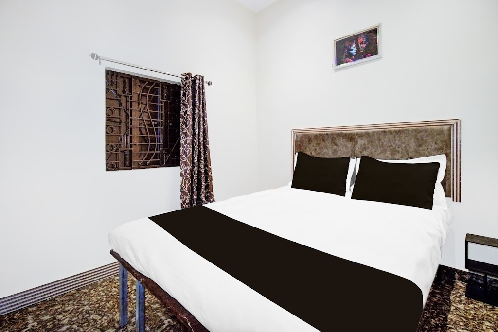 Hotel O Aashray