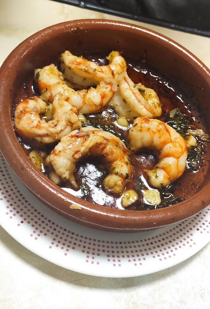 La Taberna "Ka la Paqui" — Comida y bebida