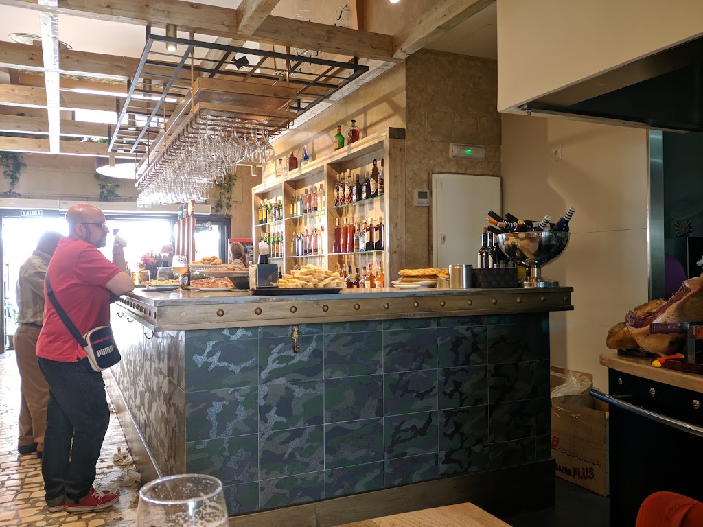 Bar Marbella 2 — Ambiente