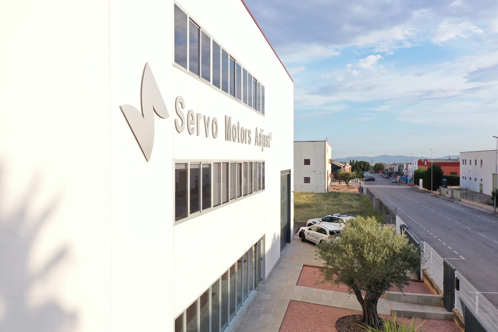 Servo Motors Adjust, Sl — Del propietario