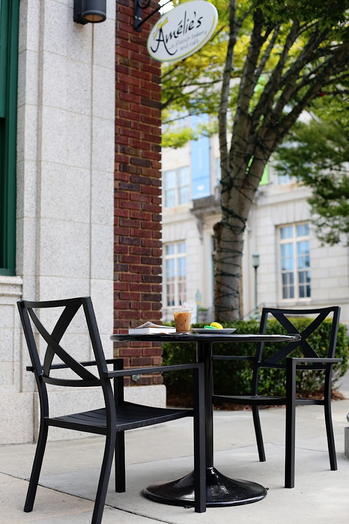 Photo of Amelie's French Bakery & Cafe