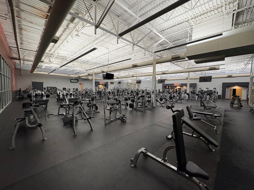  Genesis Health Clubs - Woodland Hills