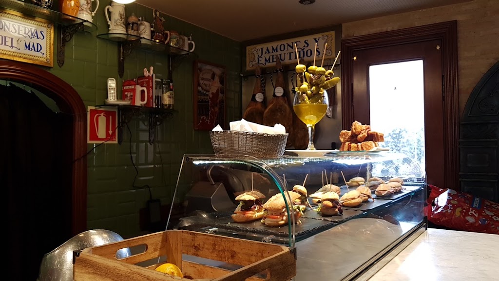 Cerveceria Cruz Blanca — Ambiente