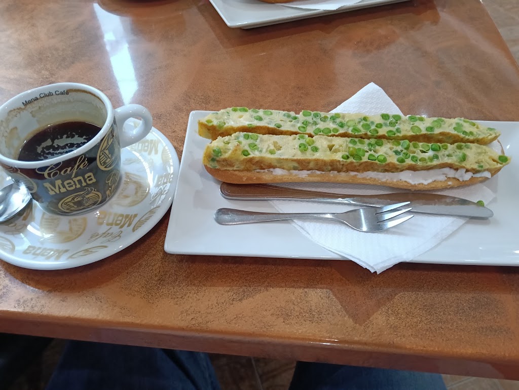 El Rincon del Cafe — Comida y bebida