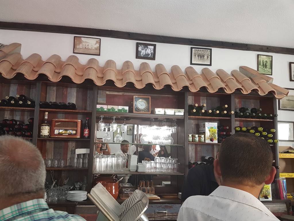 Bar Pepe Troya — Ambiente