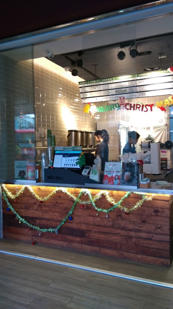 迷客夏Milksha 高雄鼎中店 的照片