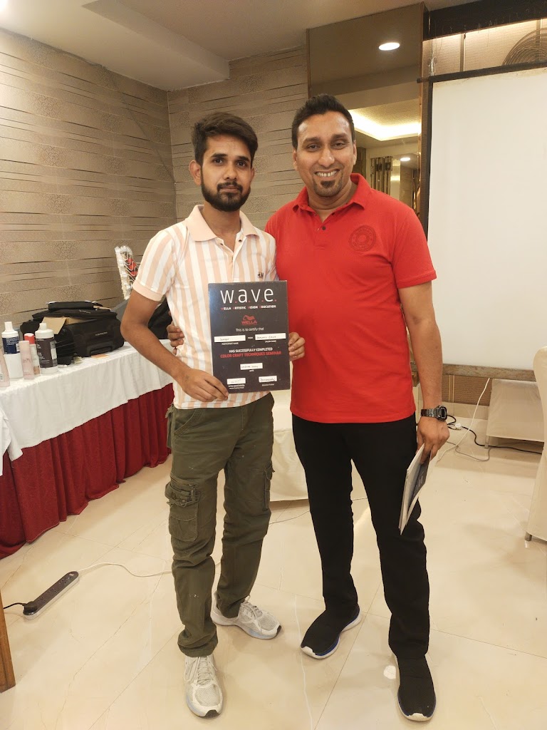 Ultimate Galaxy Unisex Salon By Gaurav