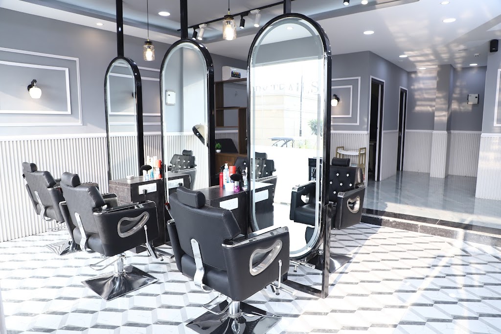 Afinity Studio Beauty Parlour In Vaidpura