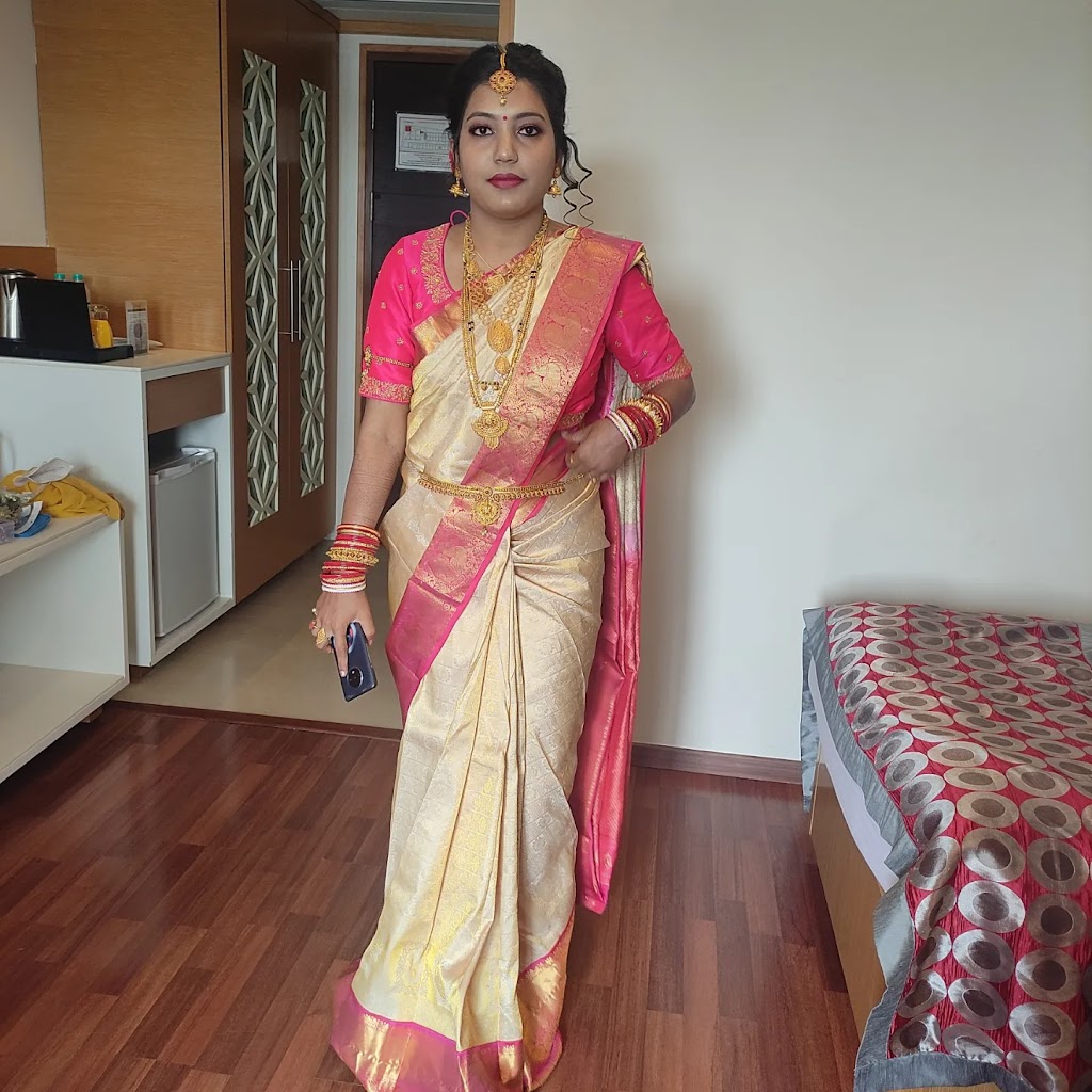 Jahnavi S Beauty Zone N Academy