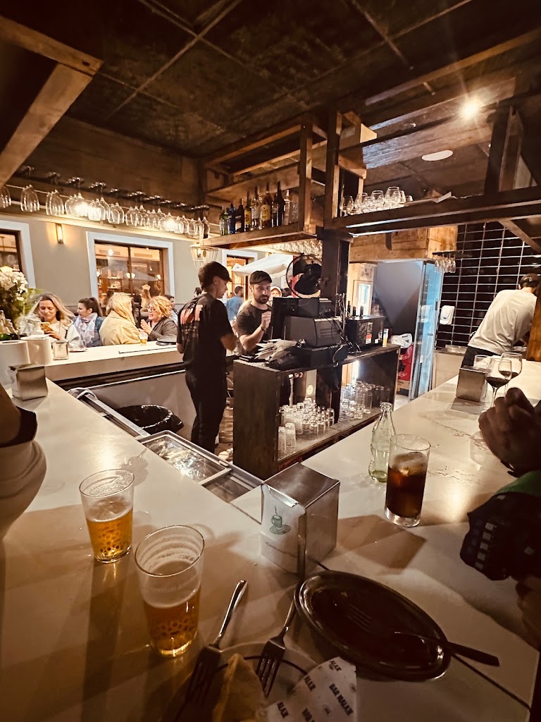 Bar Malaje — Ambiente
