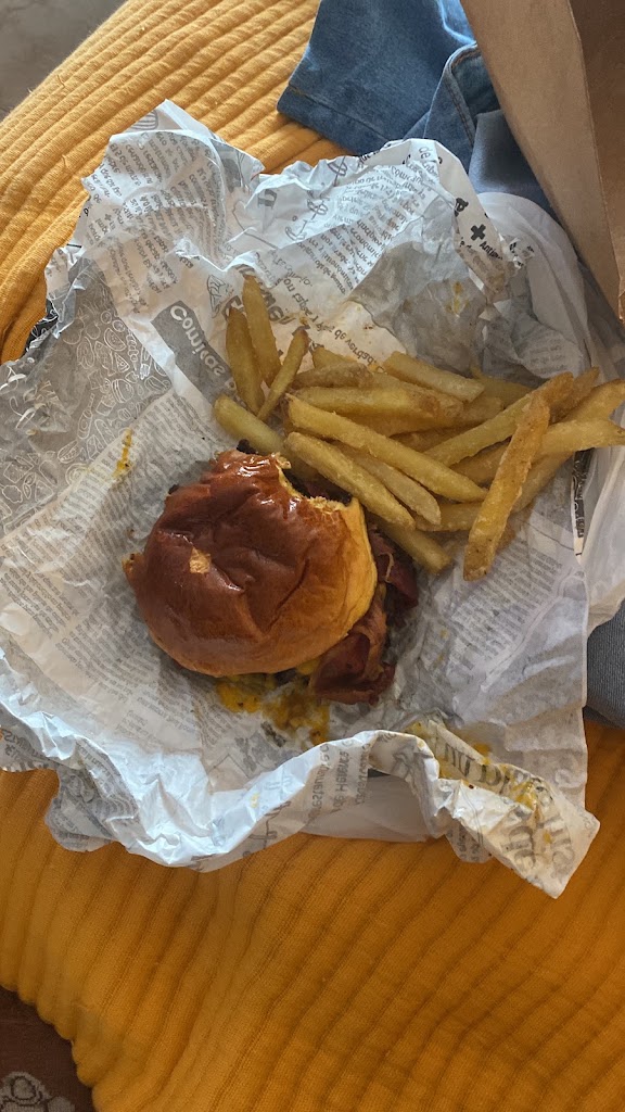 Burger Shop Cornella — Mas recientes