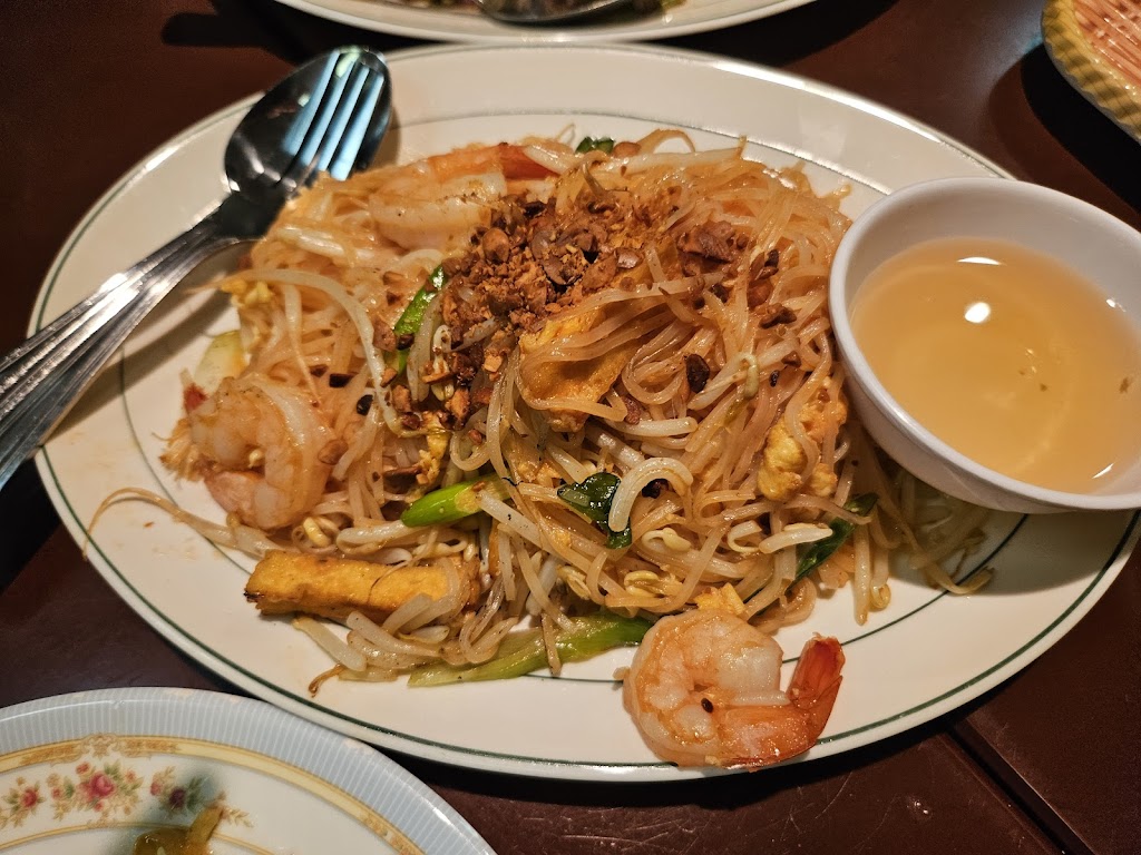 Pad thai