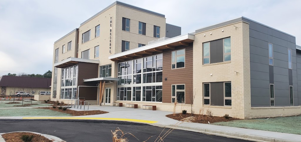The Reserve Student Apartments At Stevens Point