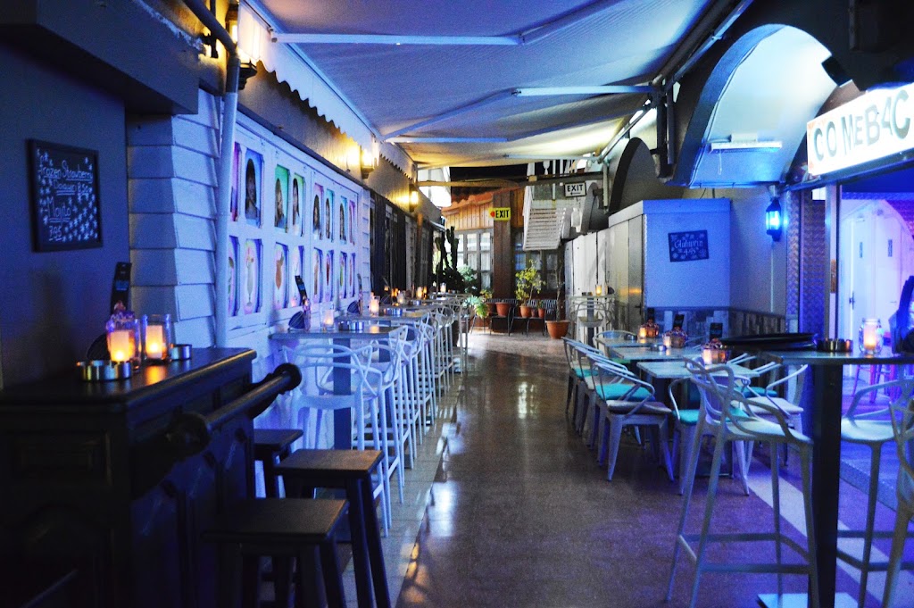 Bar Comeback! — Ambiente
