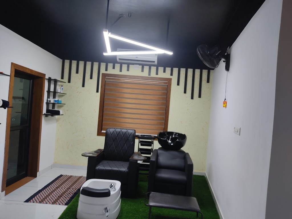 Bahaar Salon Makeup Studio