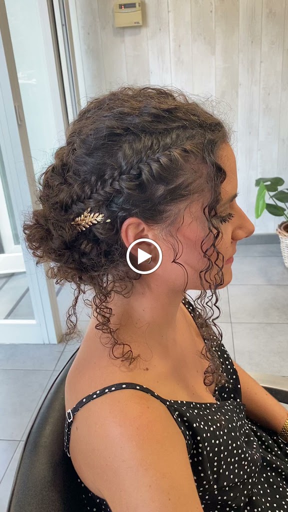 Peluqueria D'Tall — Videos