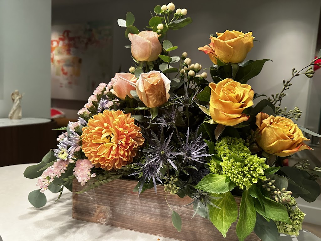 Steve's Greenhouse & Florist