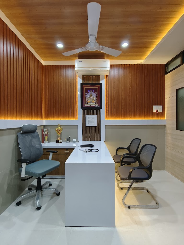 Dr. Dr Nimbalkar S Shree Clinic