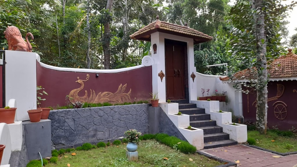Periyaveettil Kerala Heritage Homestay By Halcyon Traveltech