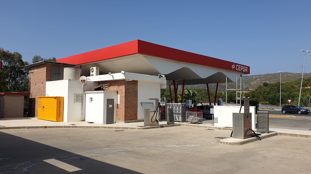 Estacion de servicio Moeve, antes Cepsa — Surtidor de combustible