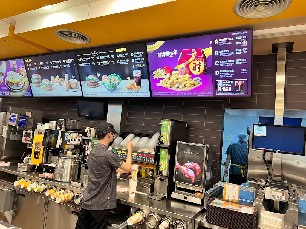 麥當勞-高雄漢神二餐廳 的照片