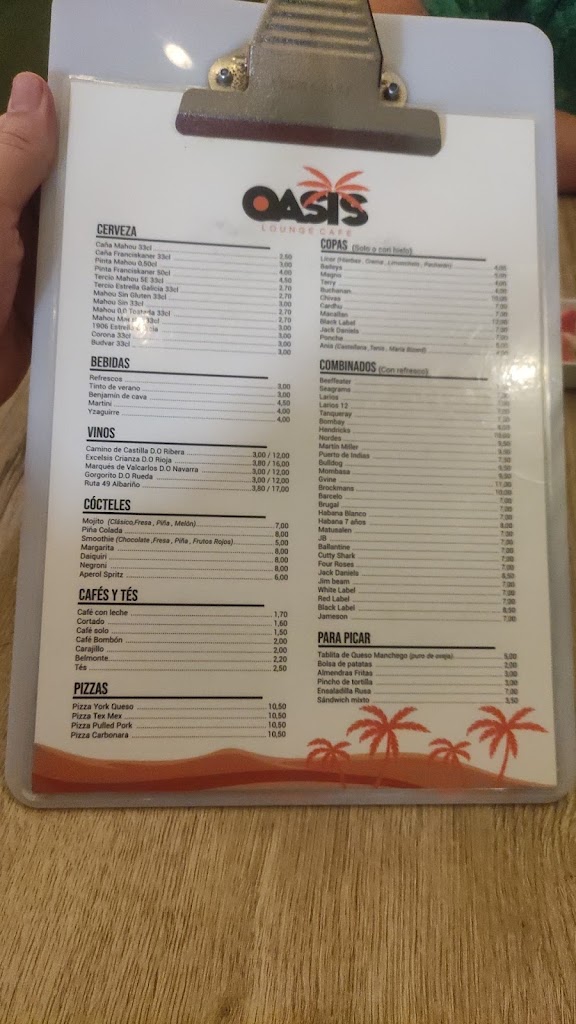 Oasis lounge cafe — Carta