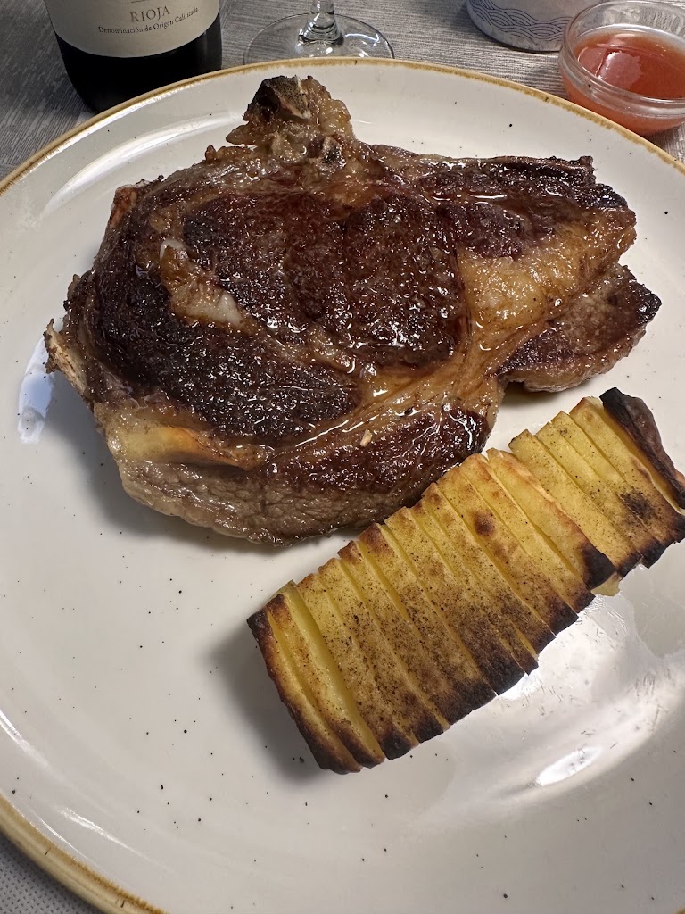 El Trull de Roses — Comida y bebida