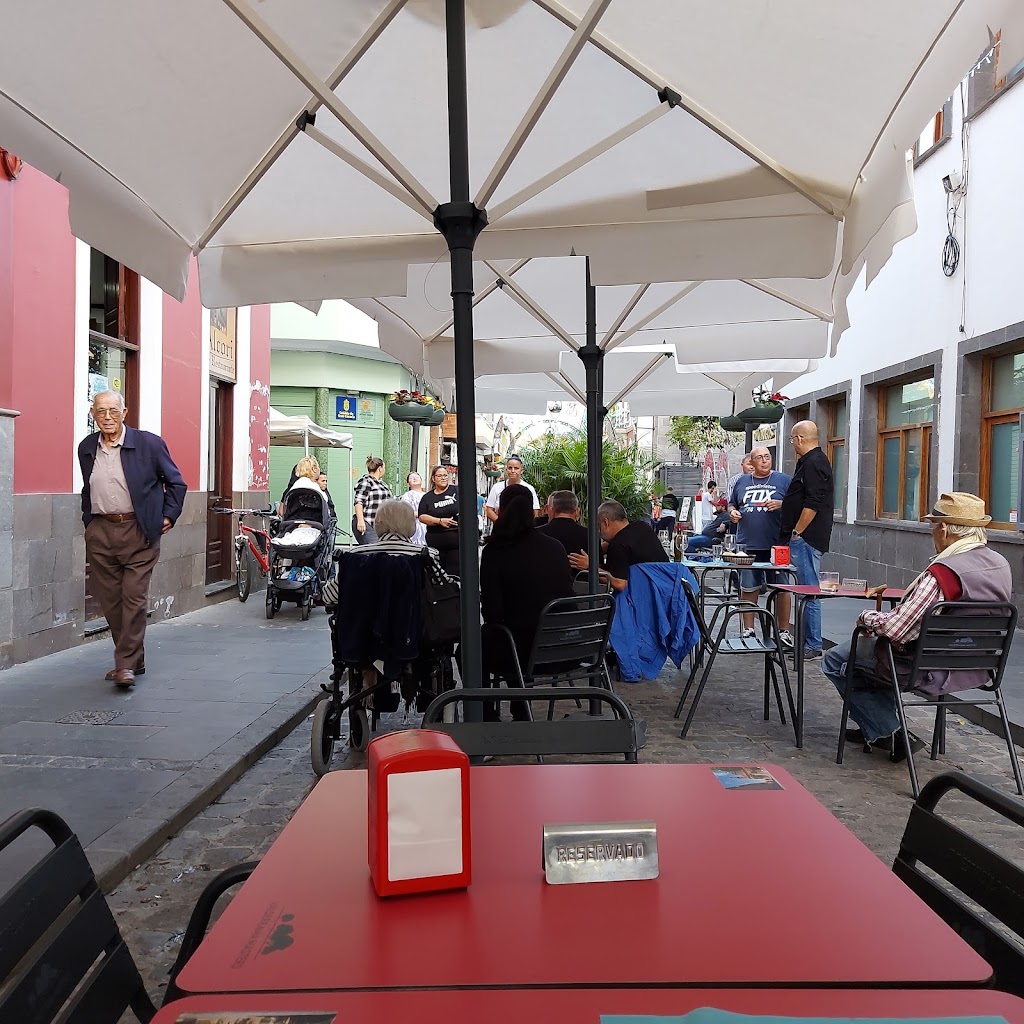 Come y Cana — Ambiente
