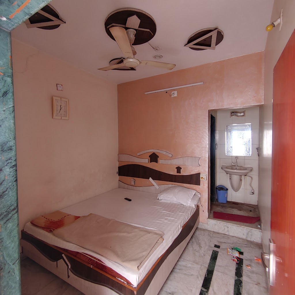 Shree Sai Guest House